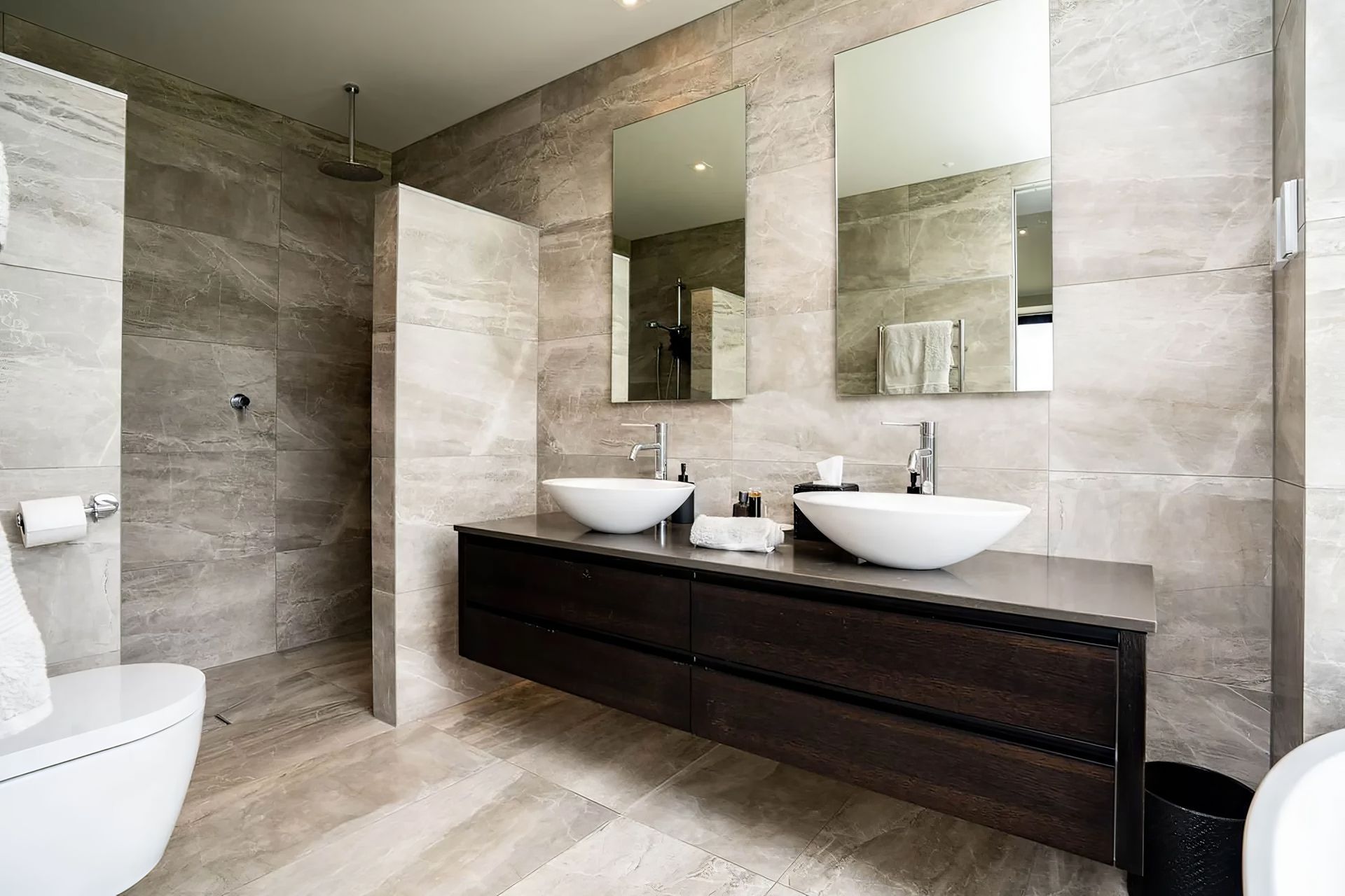 Bathroom-1-topaz-high-compression-15x.jpeg
