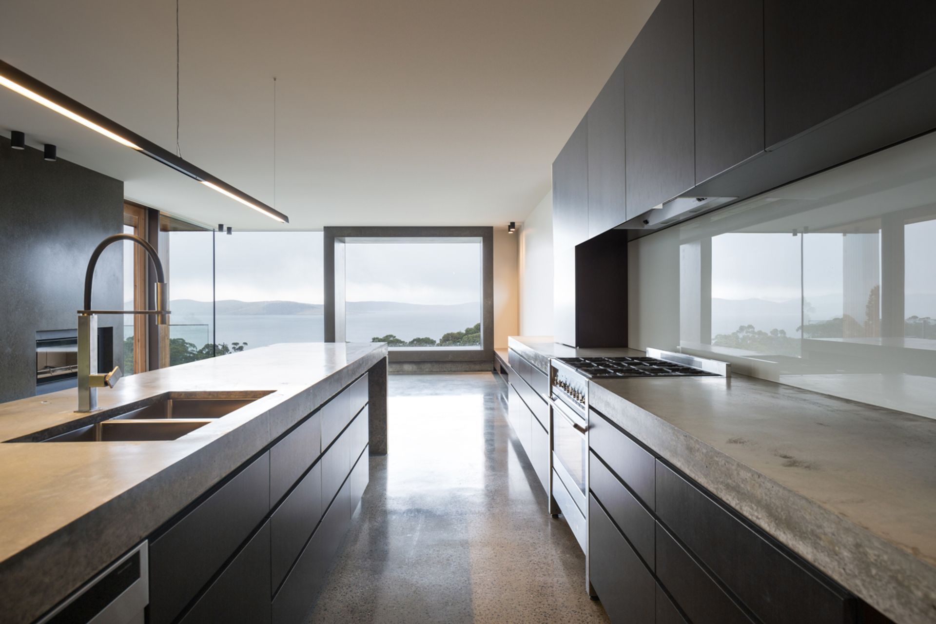 Elandra House