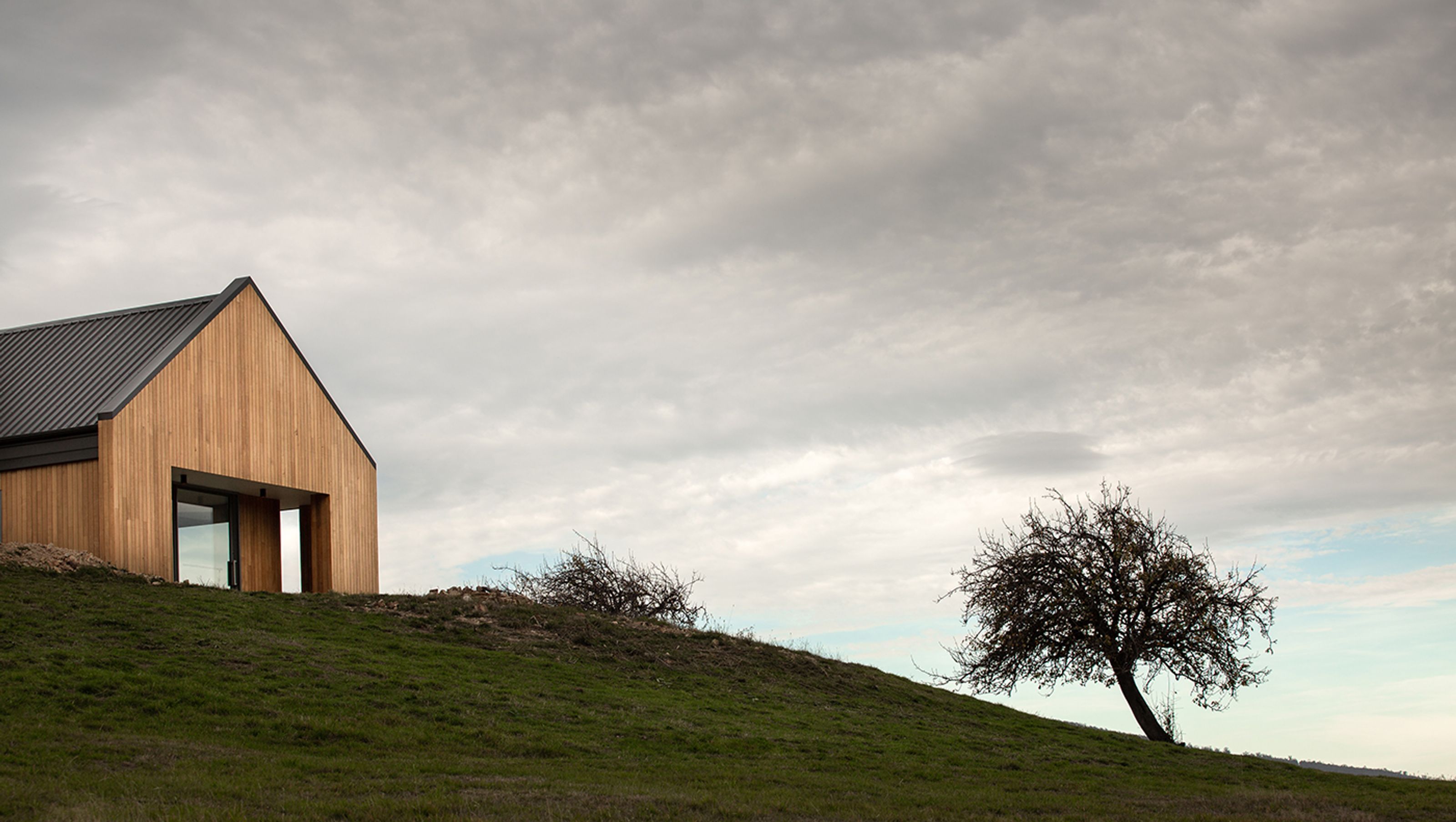 Huon Barn House