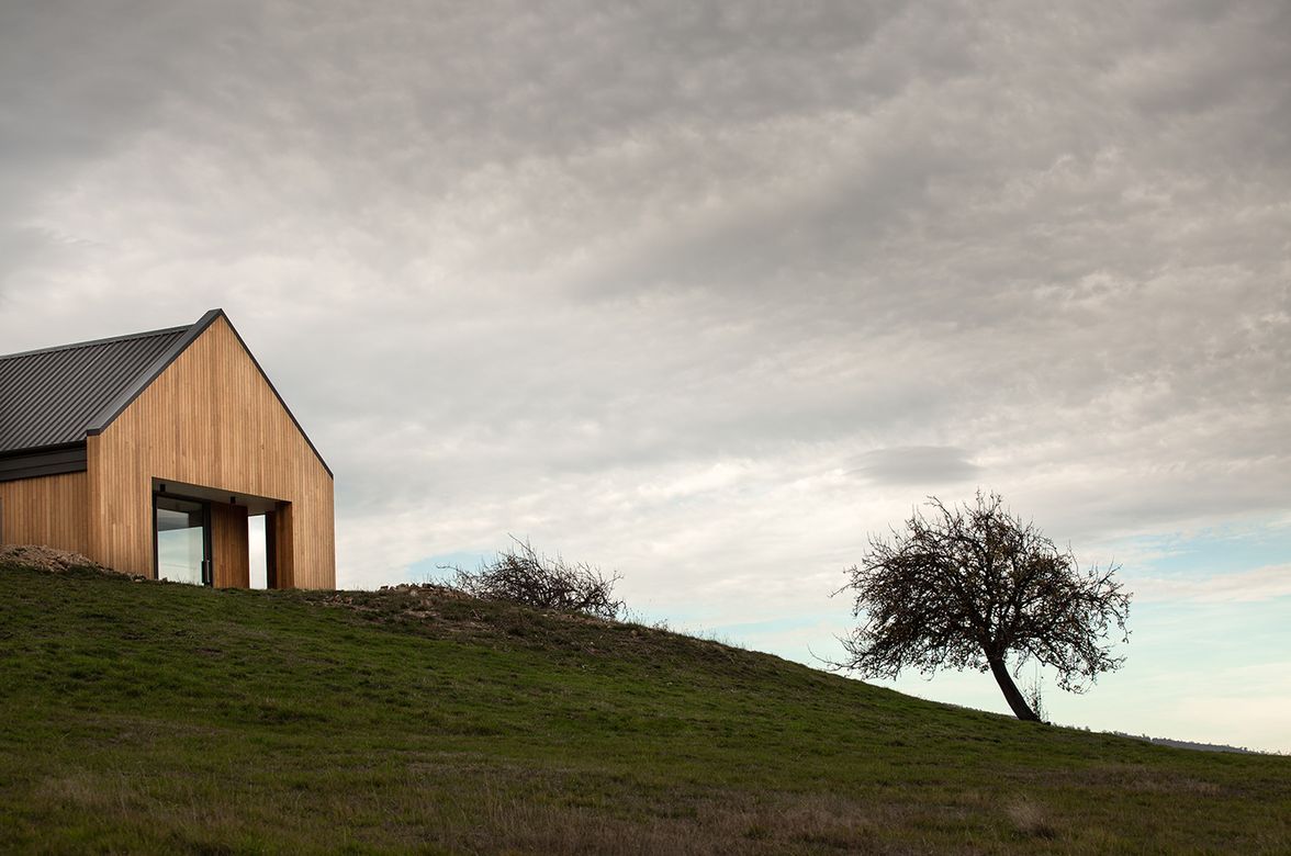 Huon Barn House