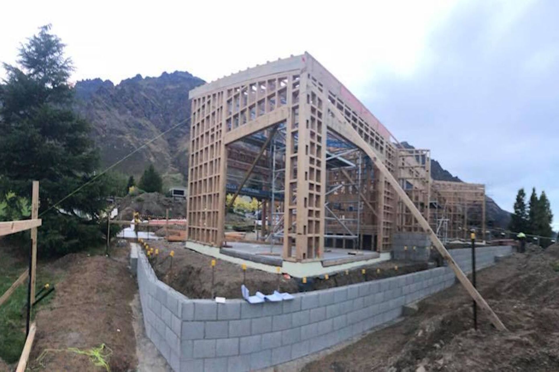Lakeside-estate-frames.jpg