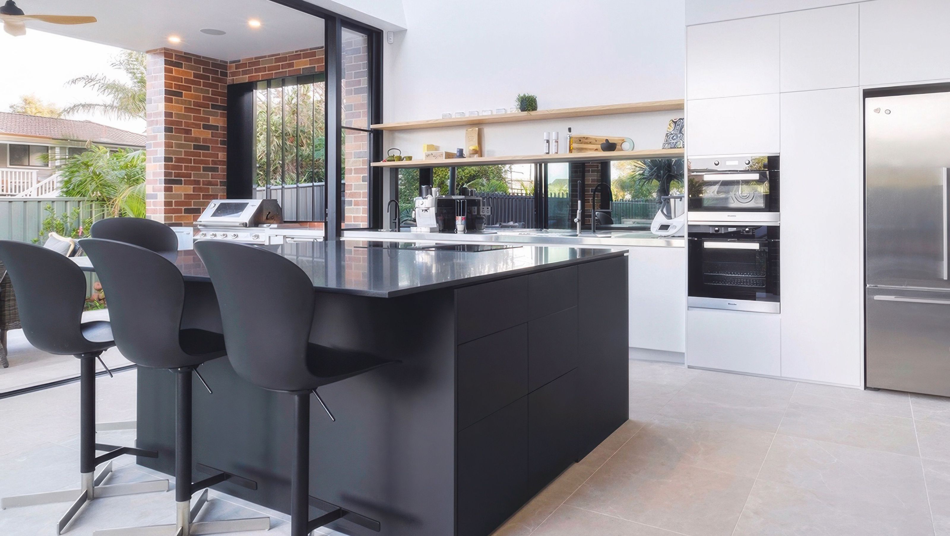 Wamberal Seaside Kitchen
