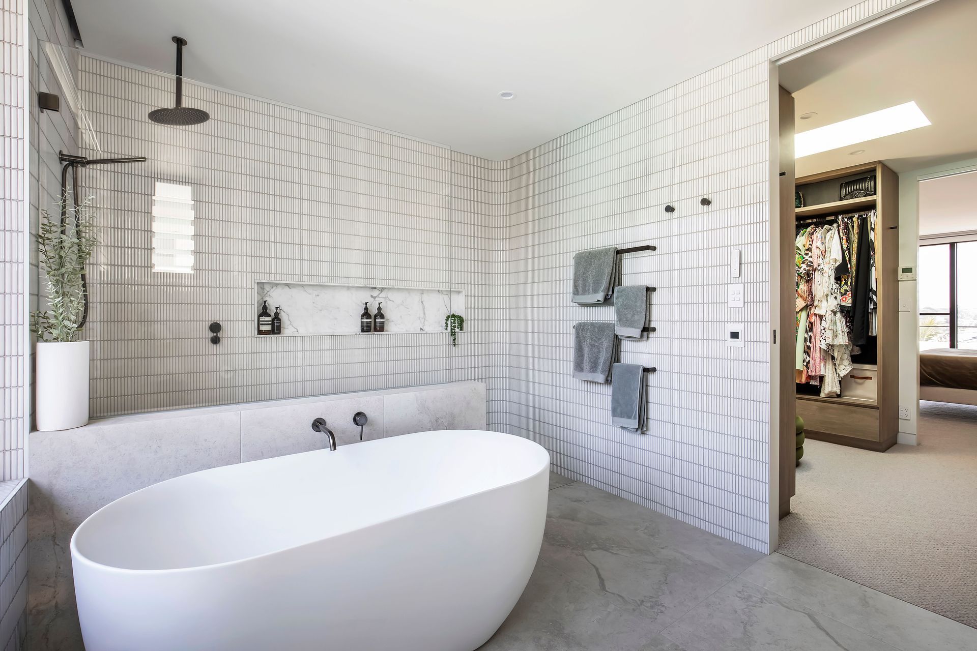 freshwatercollaroy048.jpg