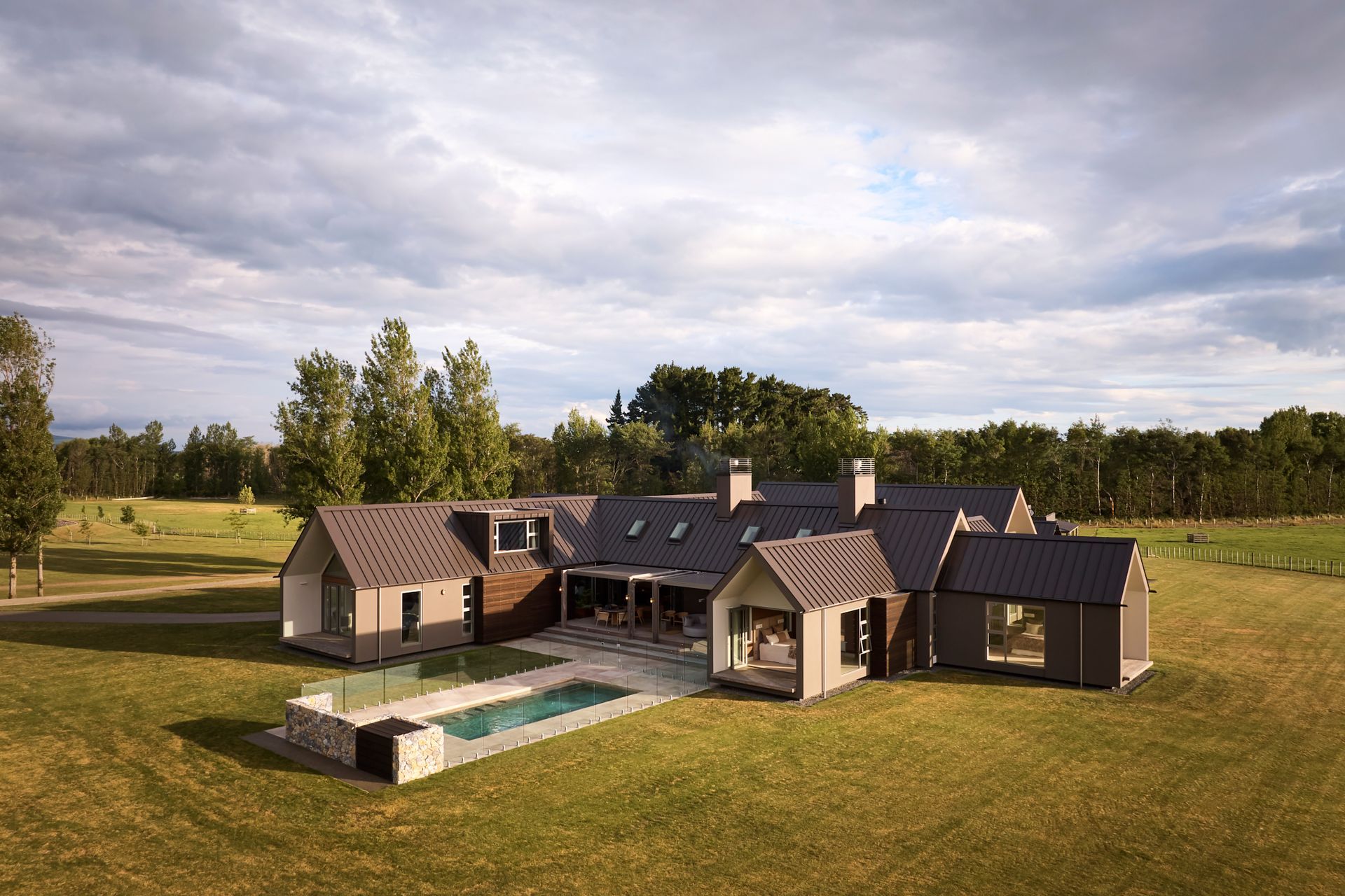 gibbons-architects-manawatu-gable-rural-home-exterior-12.jpg