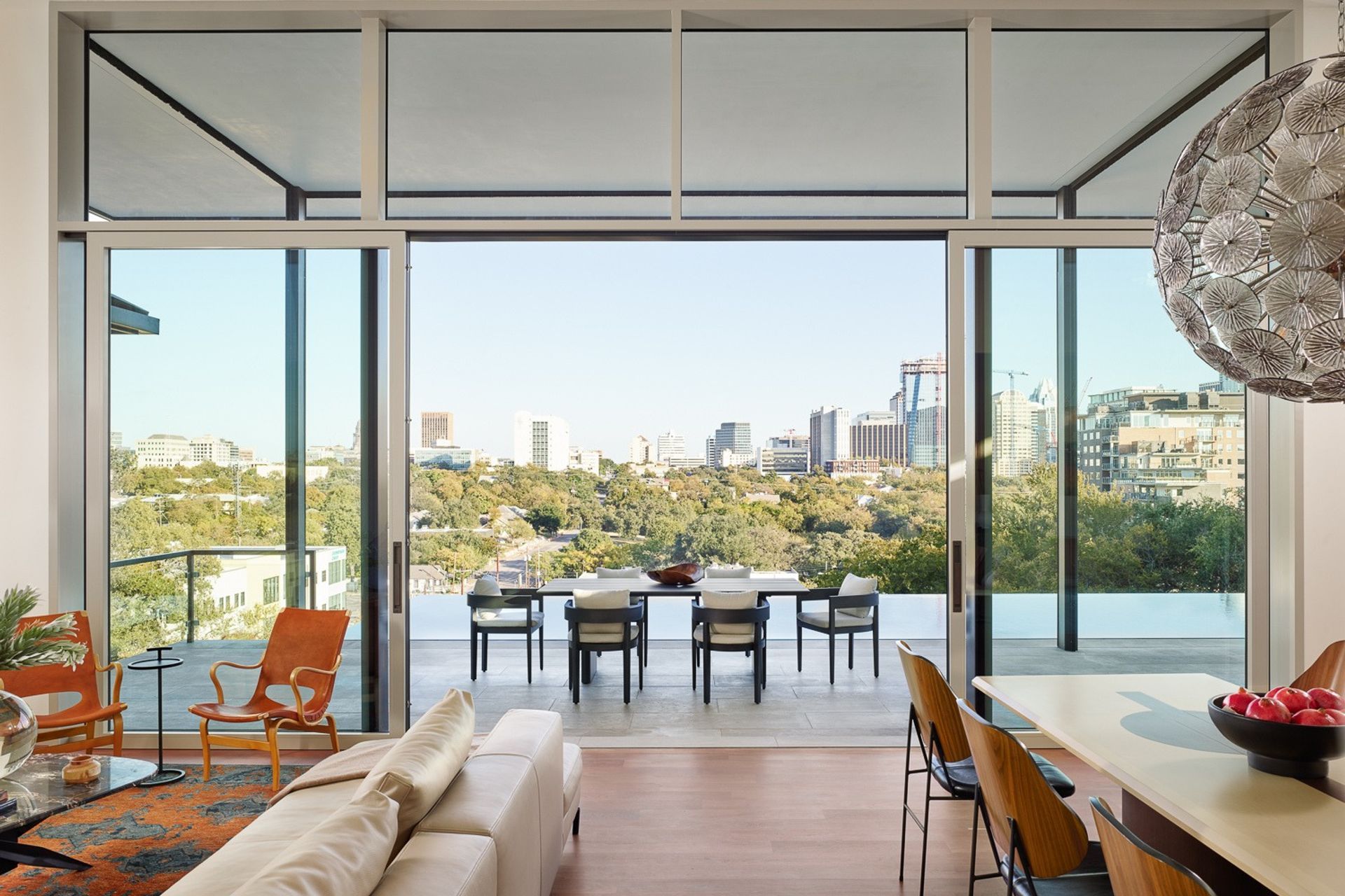 imgi1727-living-dininglooking-out227872.jpg