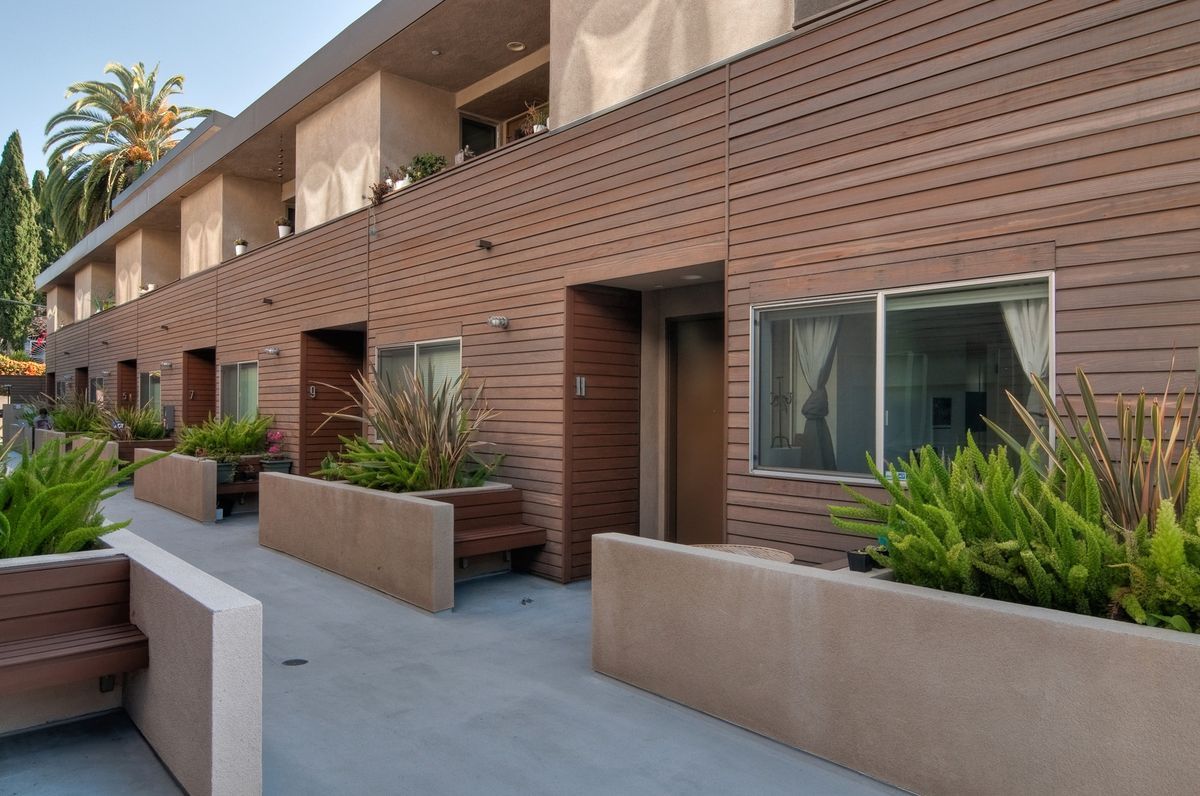Silverlake Condos