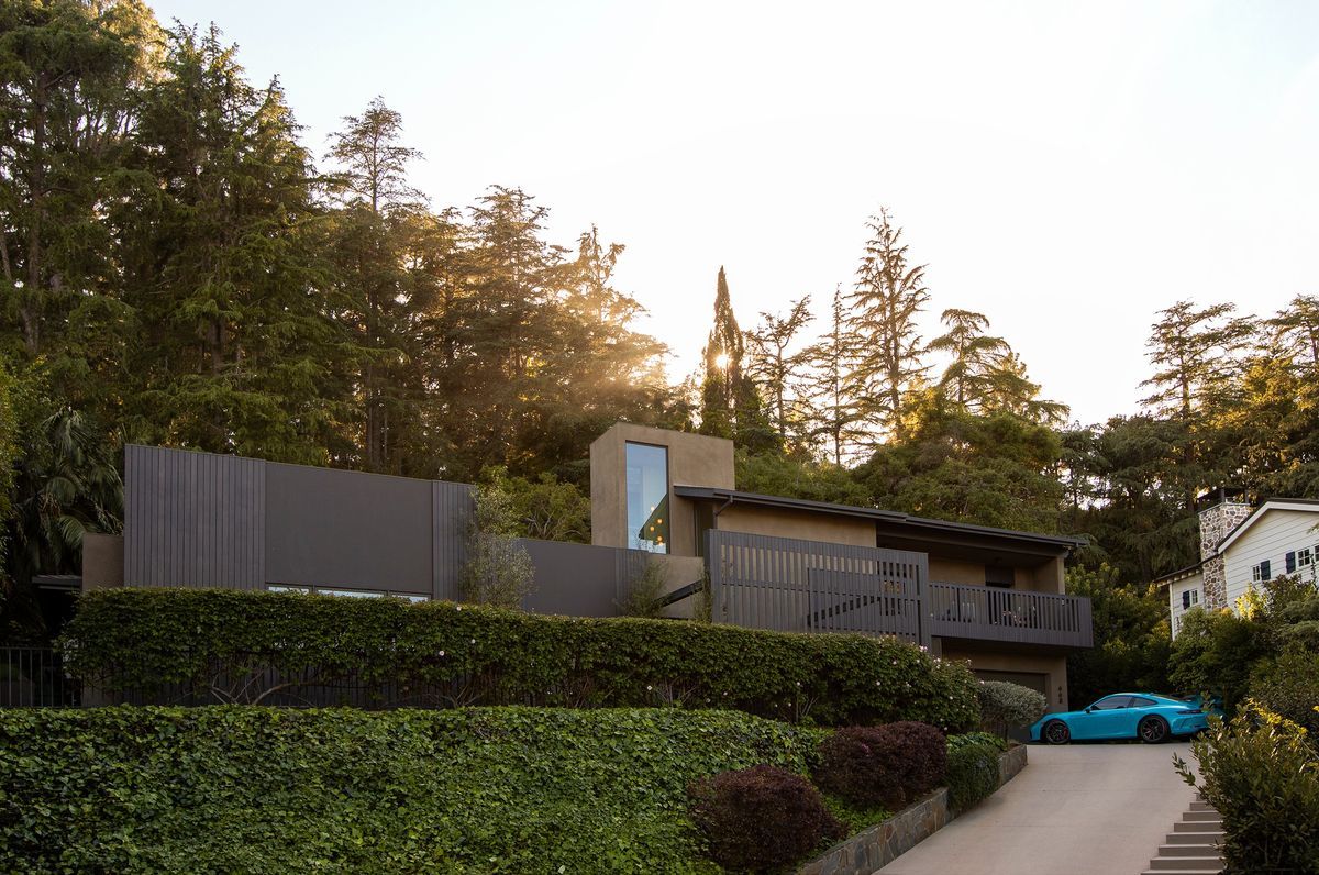 Kenter Canyon House