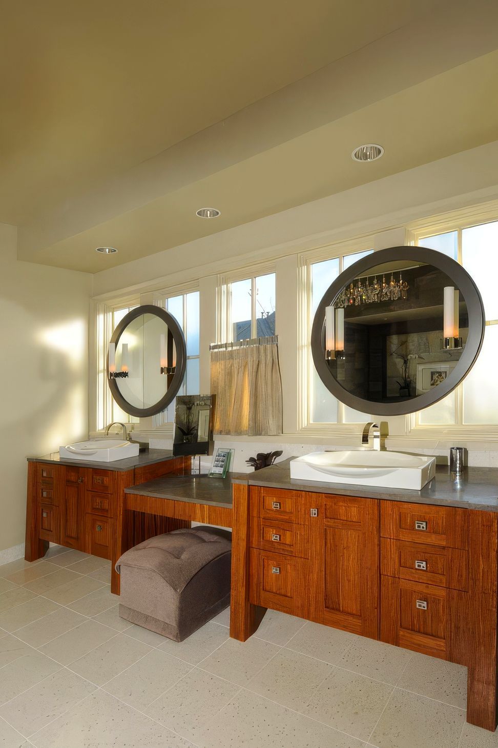 imgi1American-Country-House-Exterior-Master-Vanity-upscaled-by-Replicate.jpg