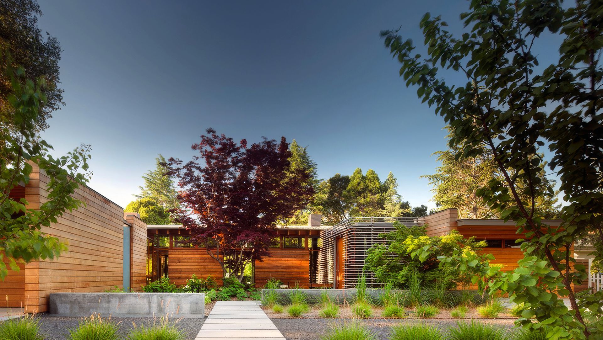 Los Altos Residence banner