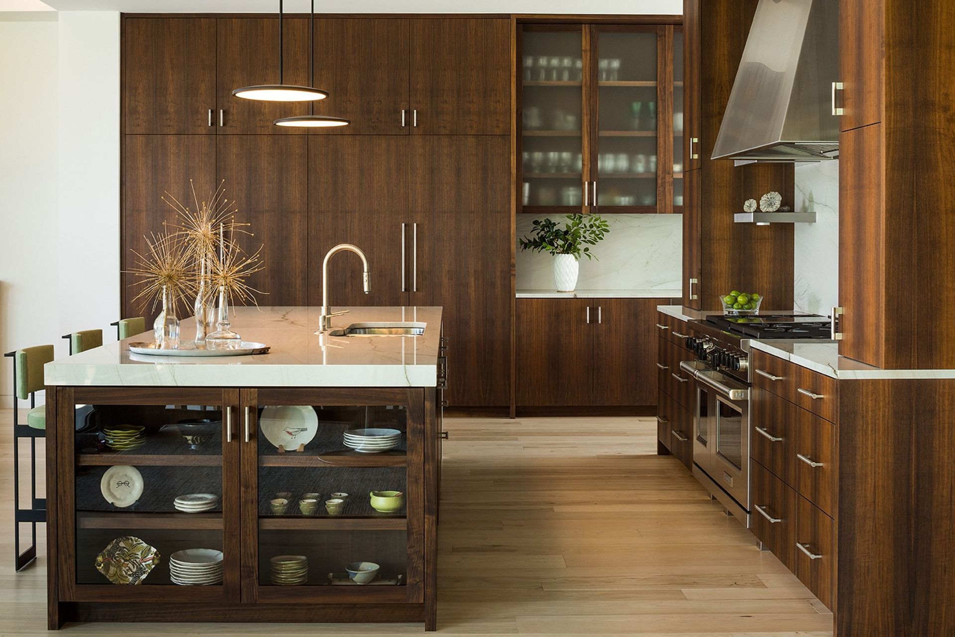 imgi21larue-aia-tour-2019-jake-holt-photo-13kitchen.jpg