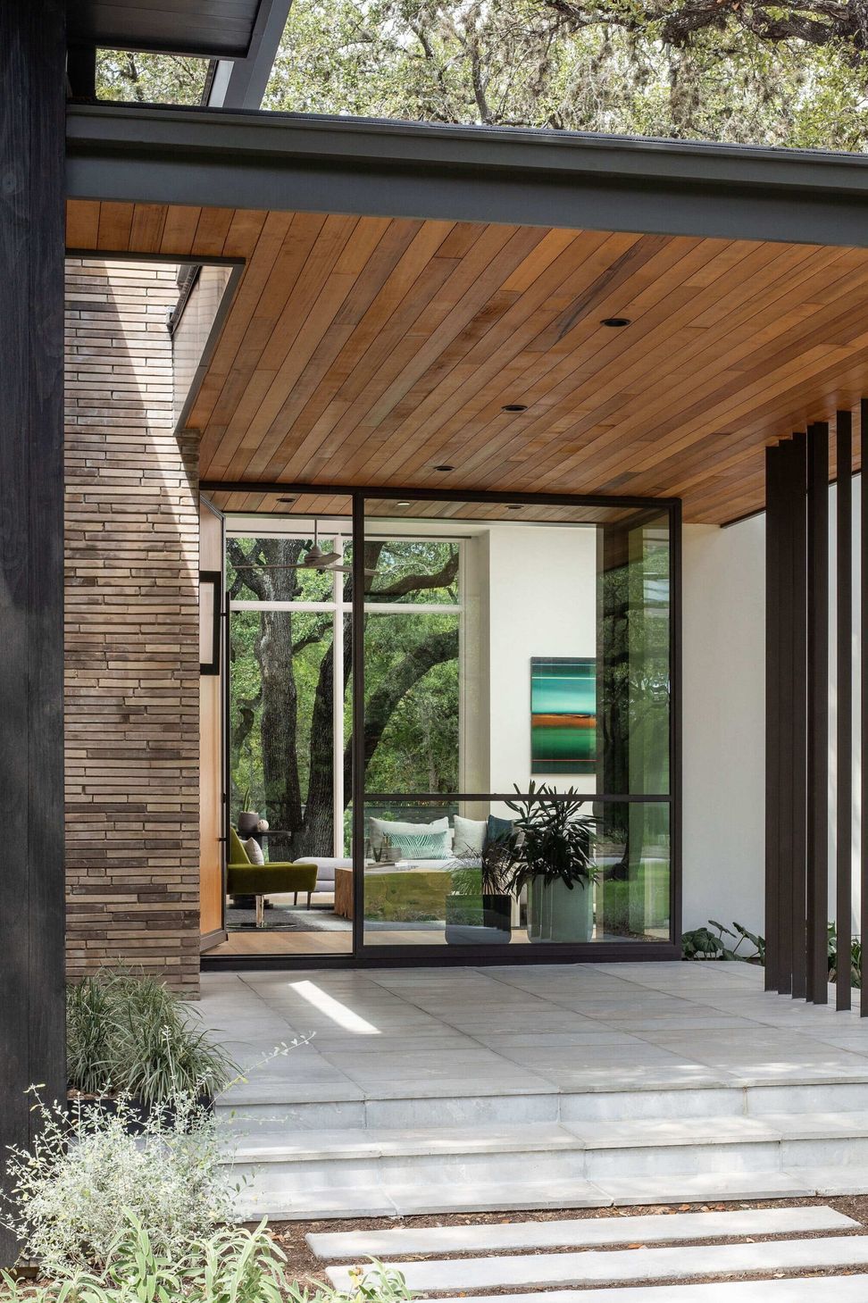 imgi23jake-holt-photo-18exterior-entry-day-scaled.jpg