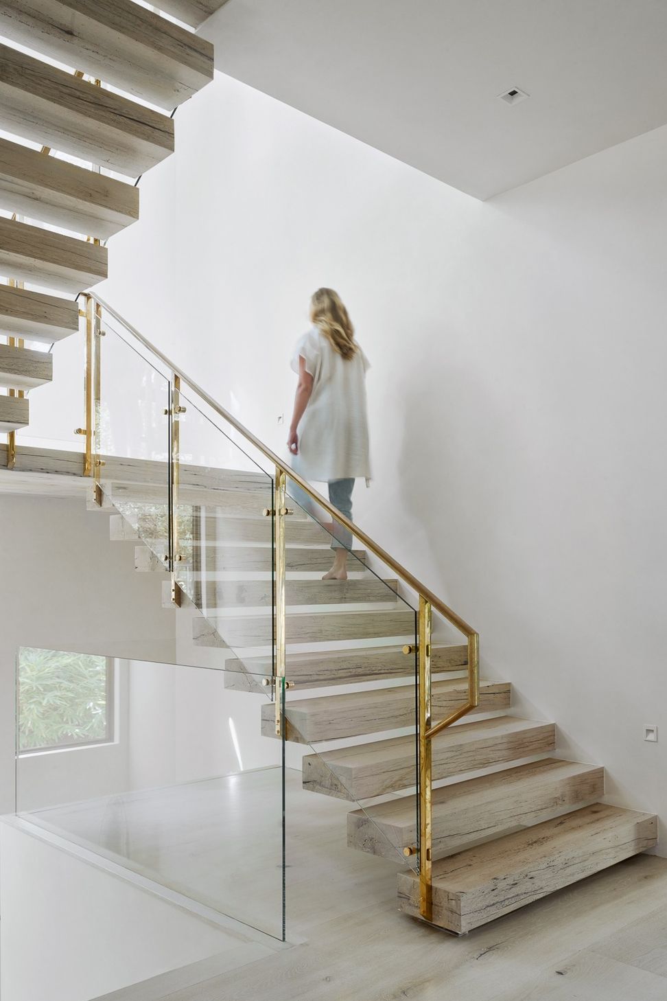 imgi27stair37325-24stair-model.jpg