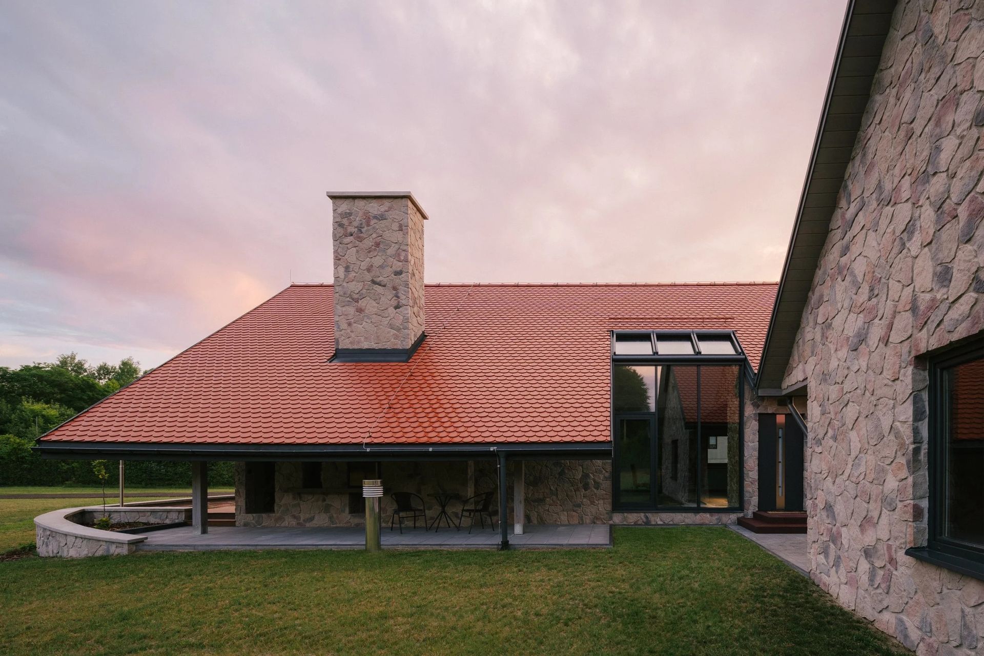 imgi3BucolicHouse3.jpg