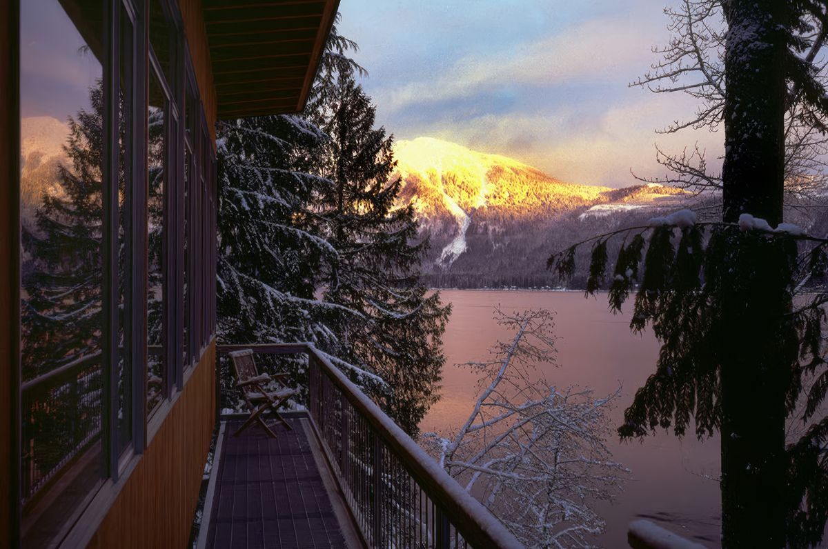 Cascades Lakehouse