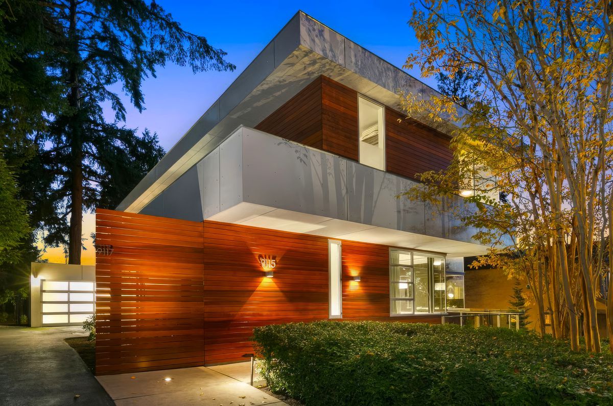 Clyde Hill Residence