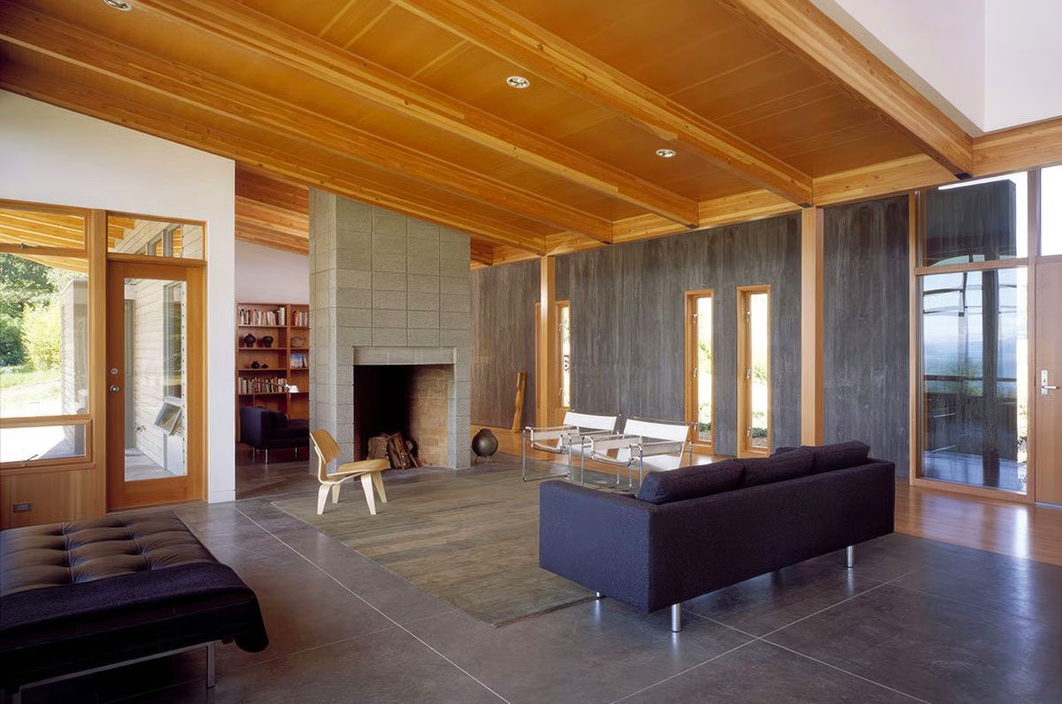 Bruckner Residence