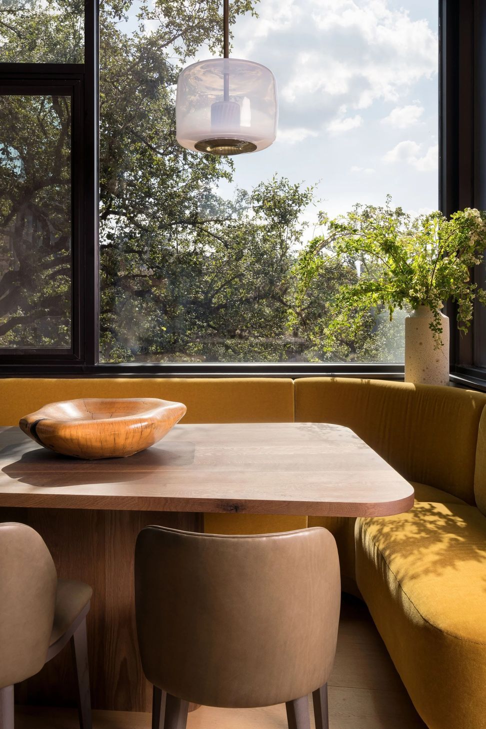 imgi52Breakfast-Nook-Detail.jpg