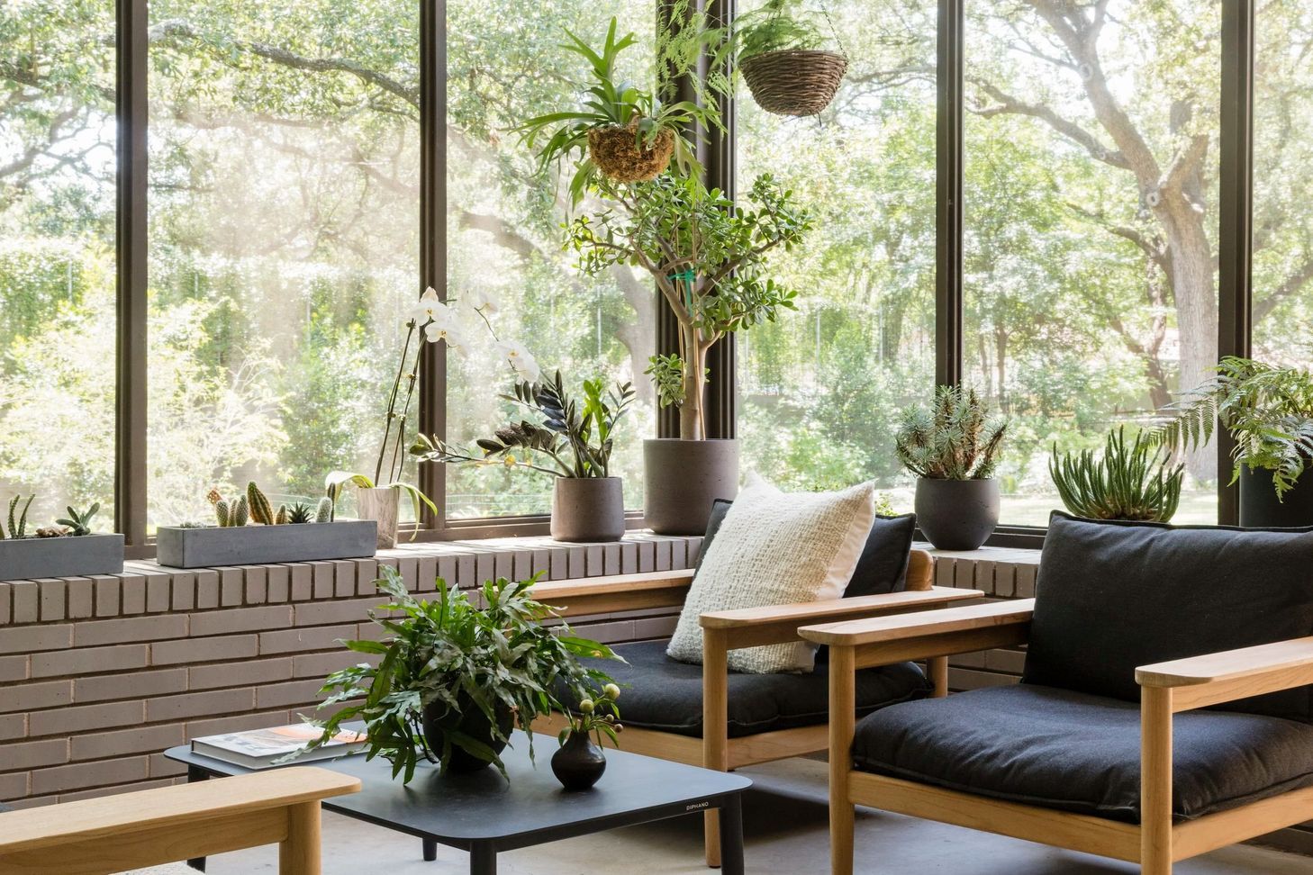 imgi54CravottaInteriors-Rabb-08-ScreenedPorch.jpg