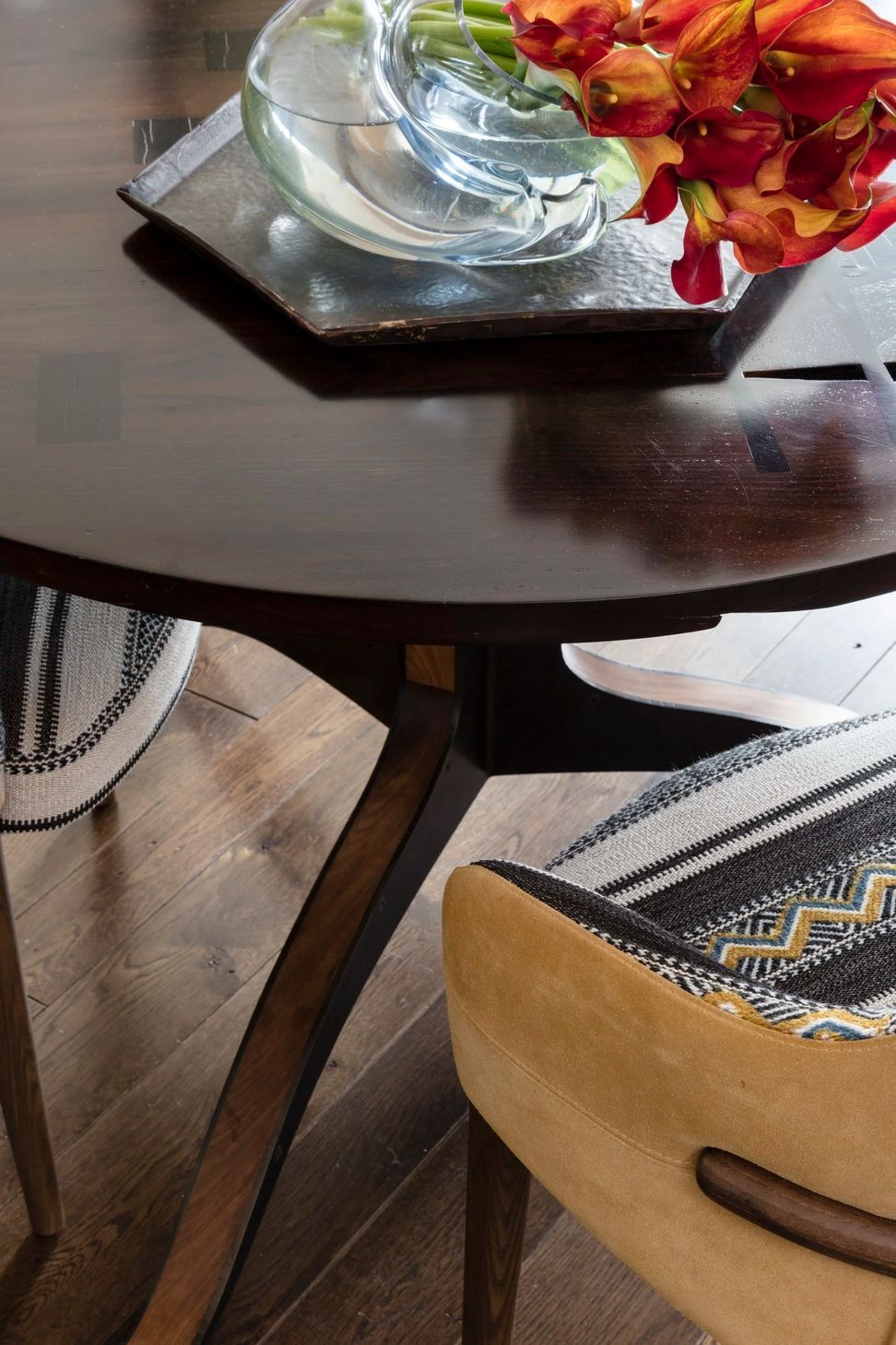 imgi55StellaNYCDiningDetail.jpg