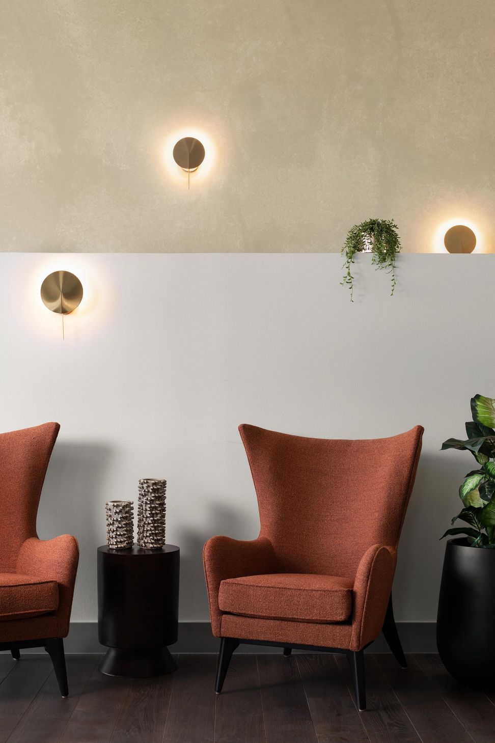 imgi5Anderson-entry-seating.jpg