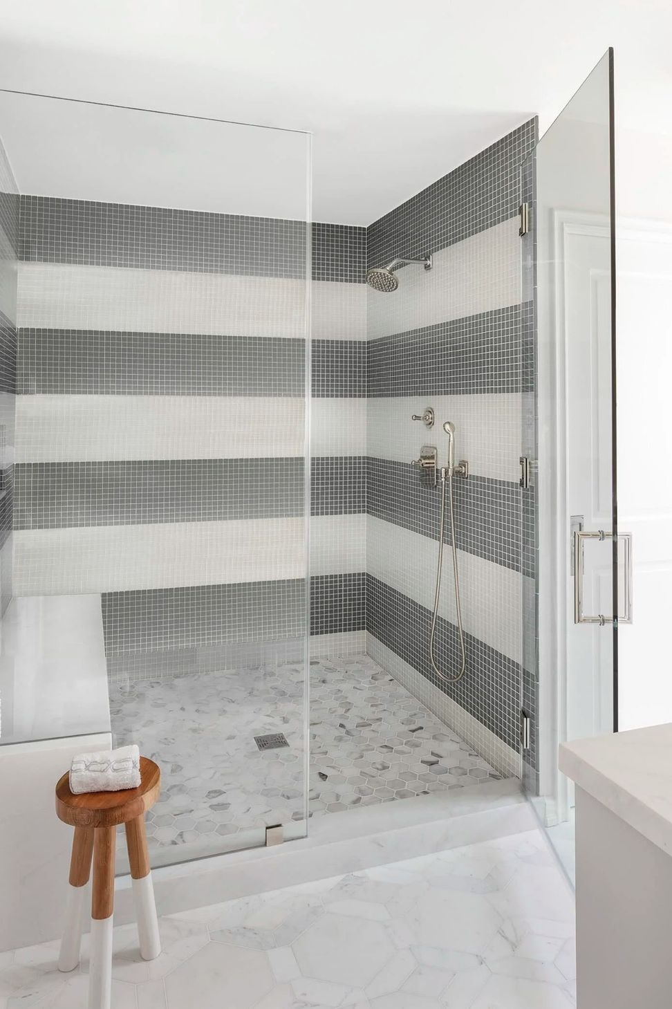 imgi6013MASTER2BSHOWER2Bcopy.jpg