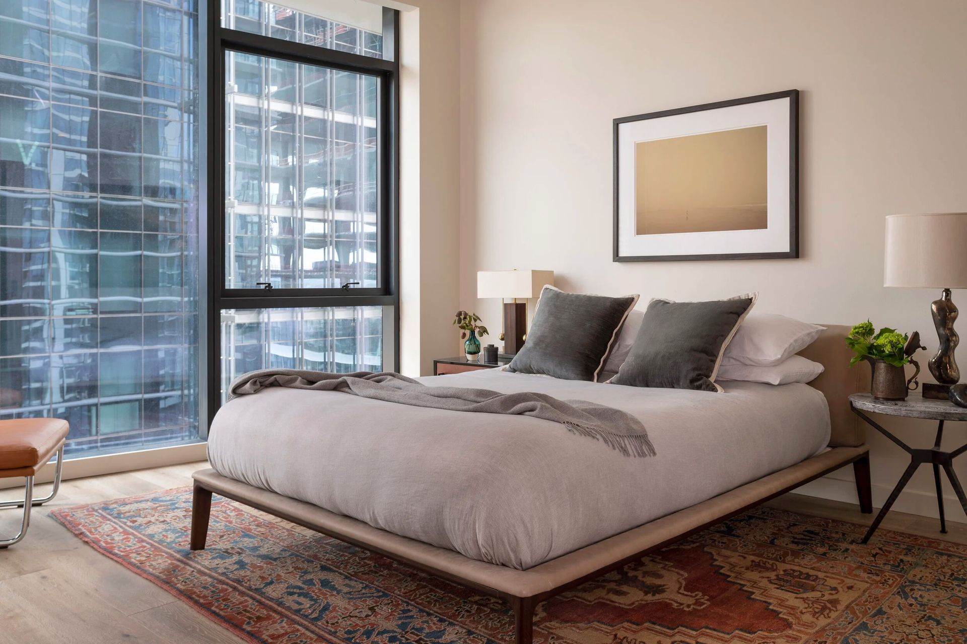 imgi63MasterBedroom.jpg