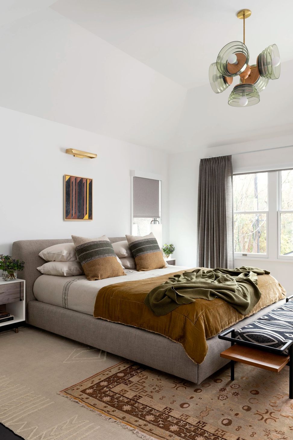 imgi67MainBedroom.jpg