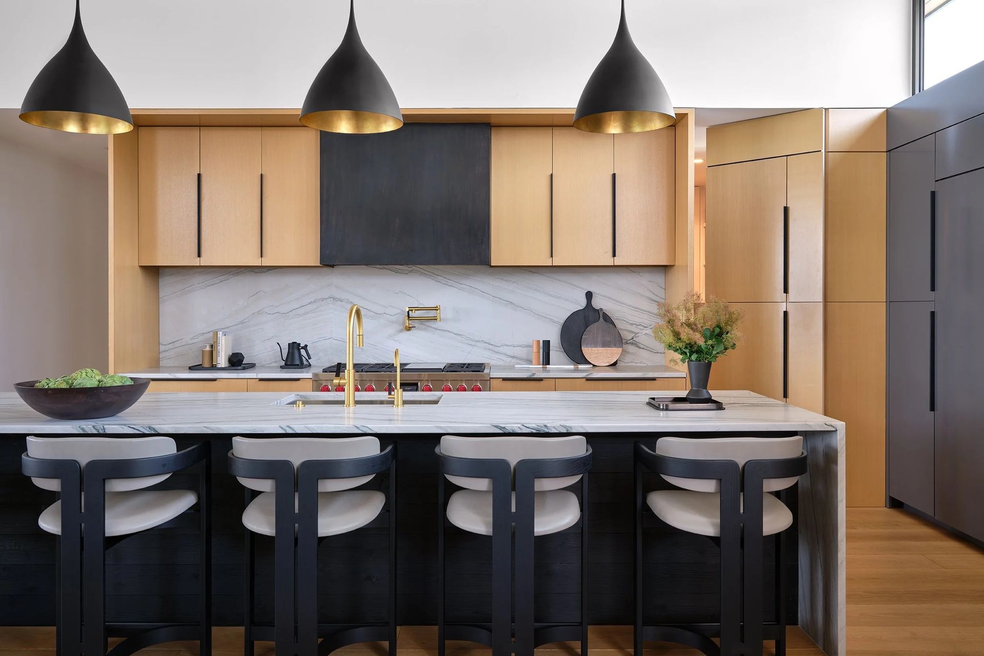 imgi6kitchenopenpantry.jpg