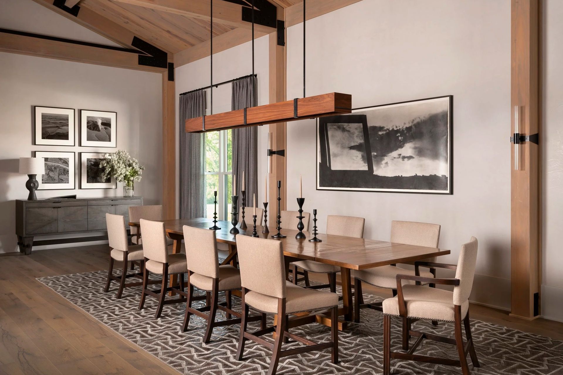 imgi72-DiningRoomLightsOff.jpg
