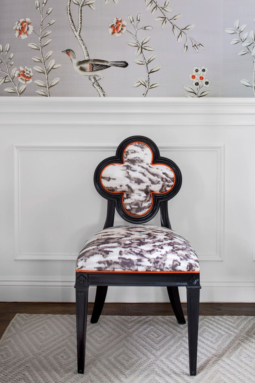 imgi77DININGCHAIRDETAIL.jpg