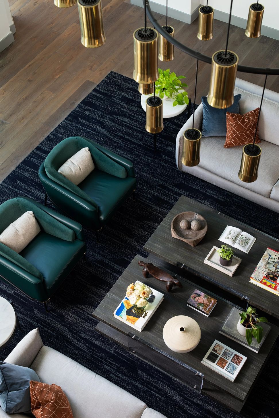 imgi7Anderson-lounge-overhead.jpg
