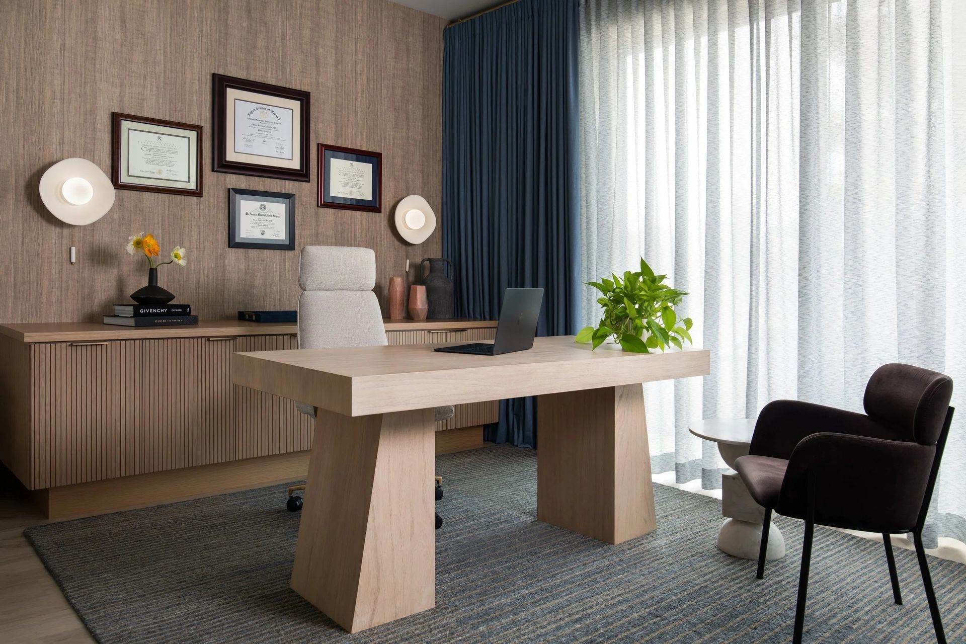 imgi8360-Plastic-Surgery-office.jpg