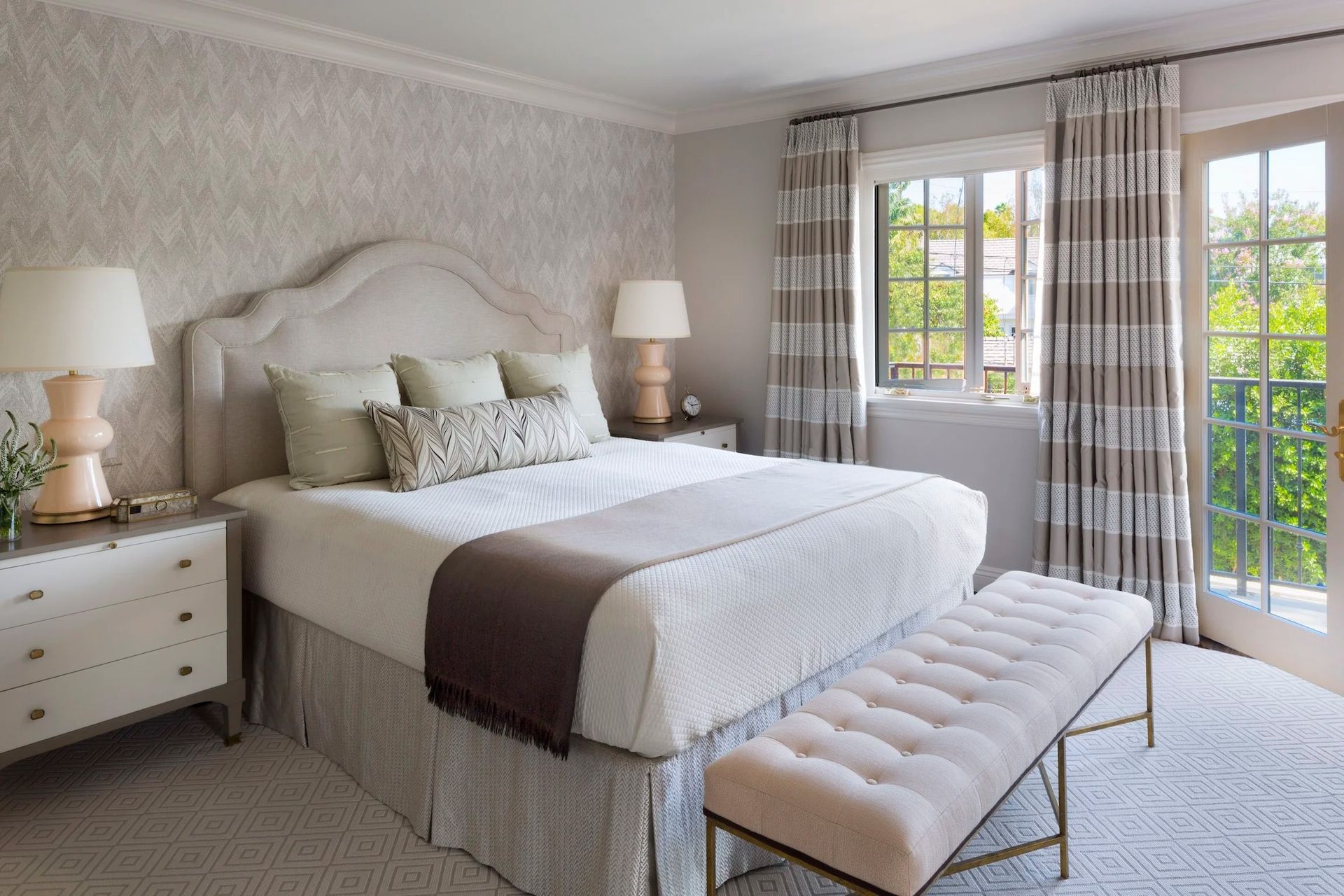 imgi85MASTERBEDROOM.jpg