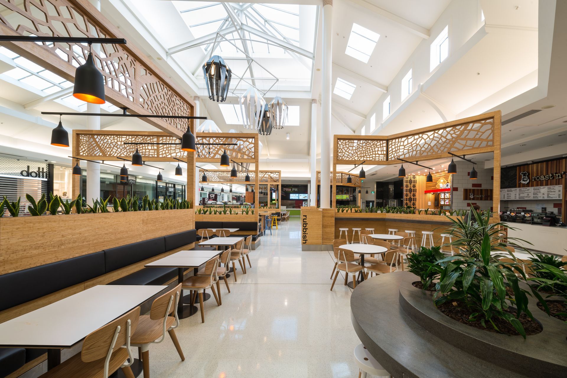 Food-Court-The-Palms03.jpg