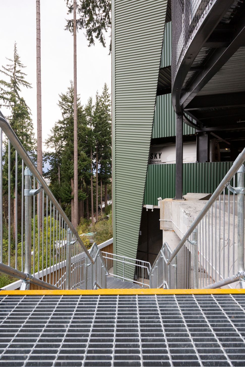 SkylineCarpark017.jpg
