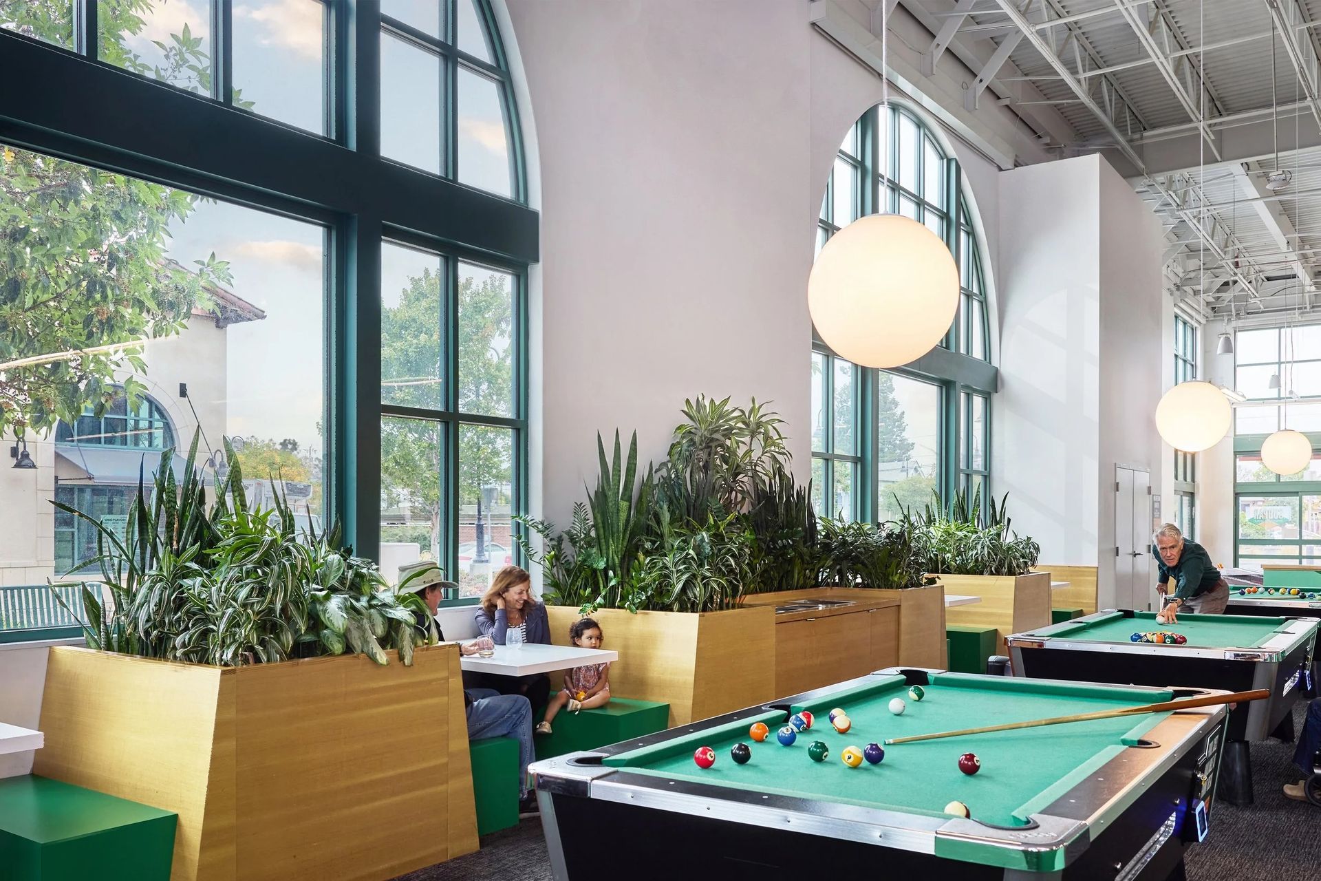 imgi3BilliardMBshadowsreduced-cropped2.jpg