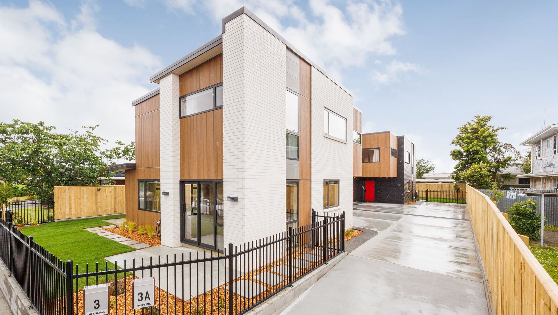 Townhouses 05 - Palmy banner