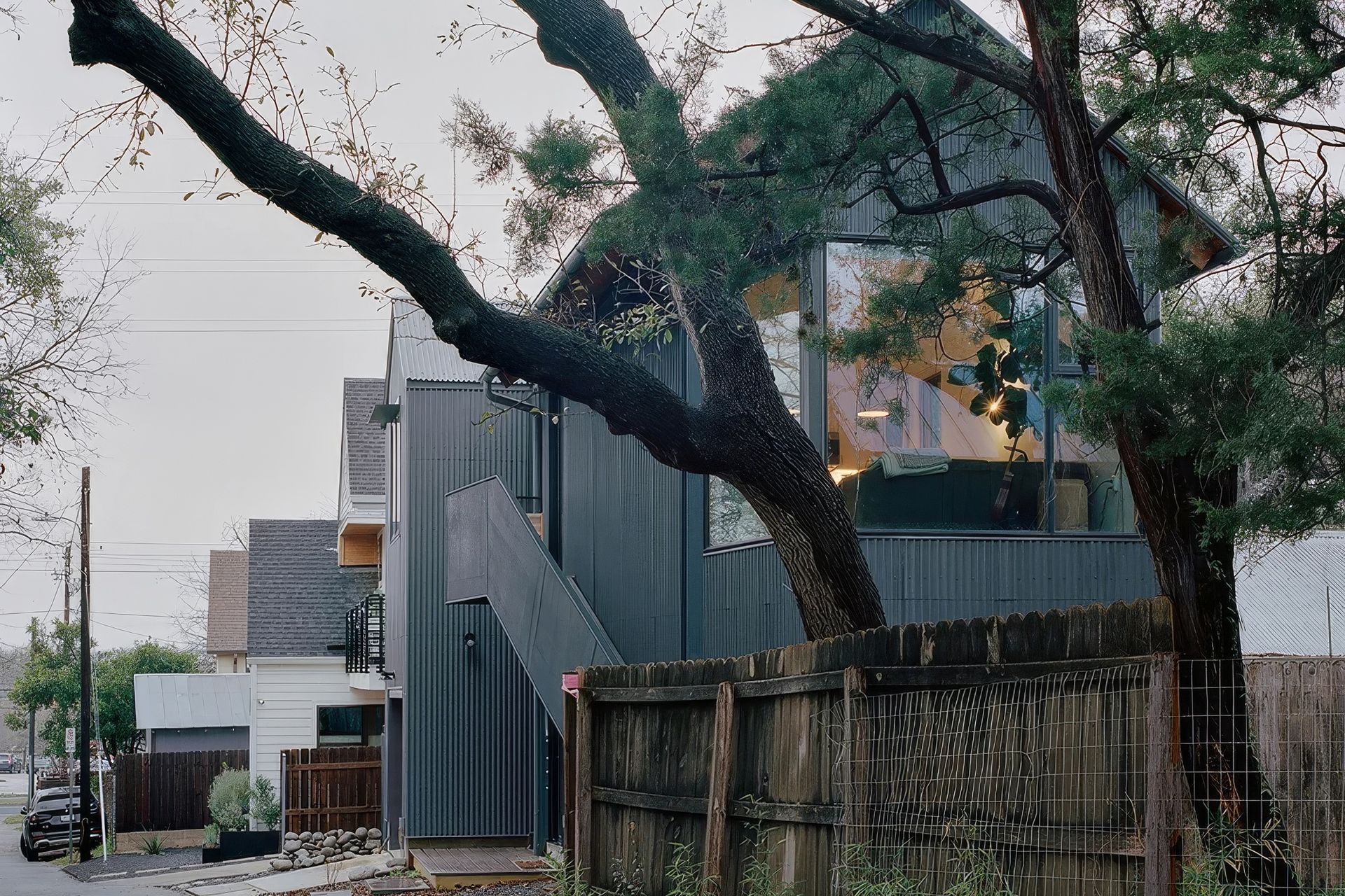 Alley03-ap-compressed-upscaled-by-Replicate.jpg