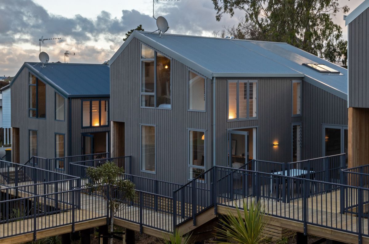 Creating Communities: 39 Castledine Crescent