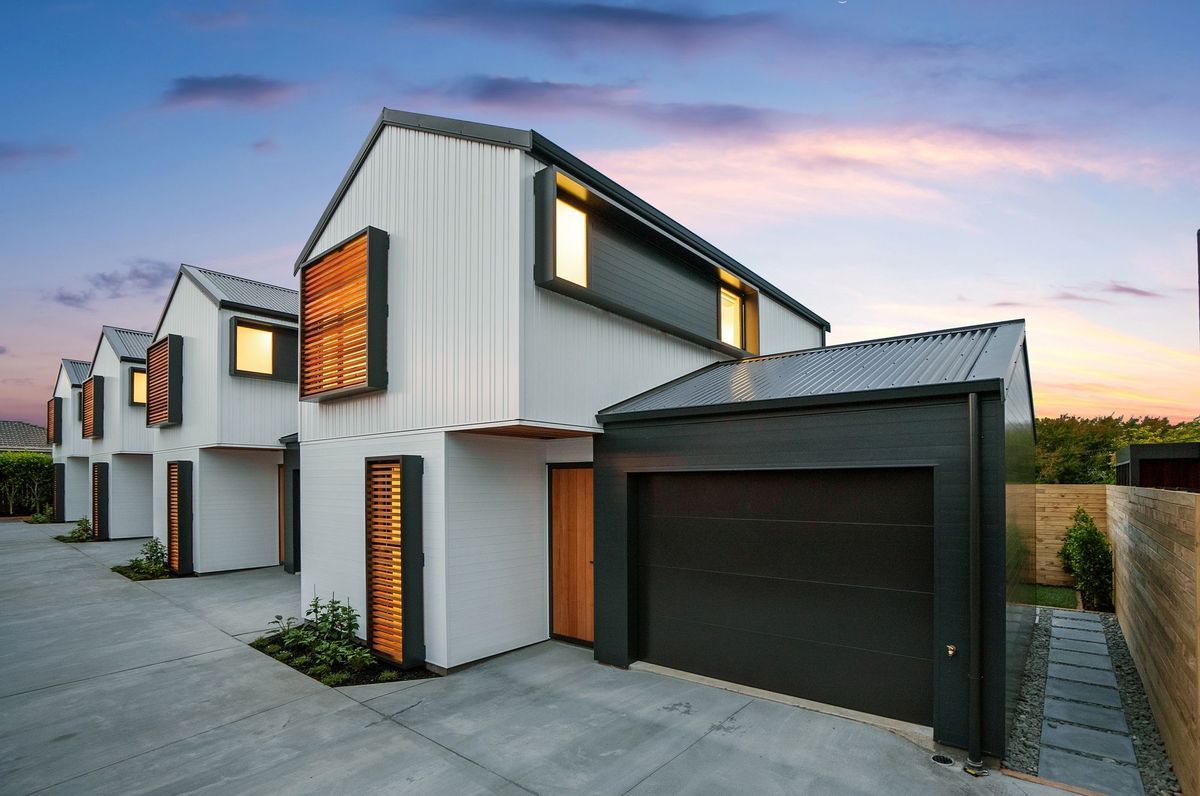 Peninsula Townhouse Development