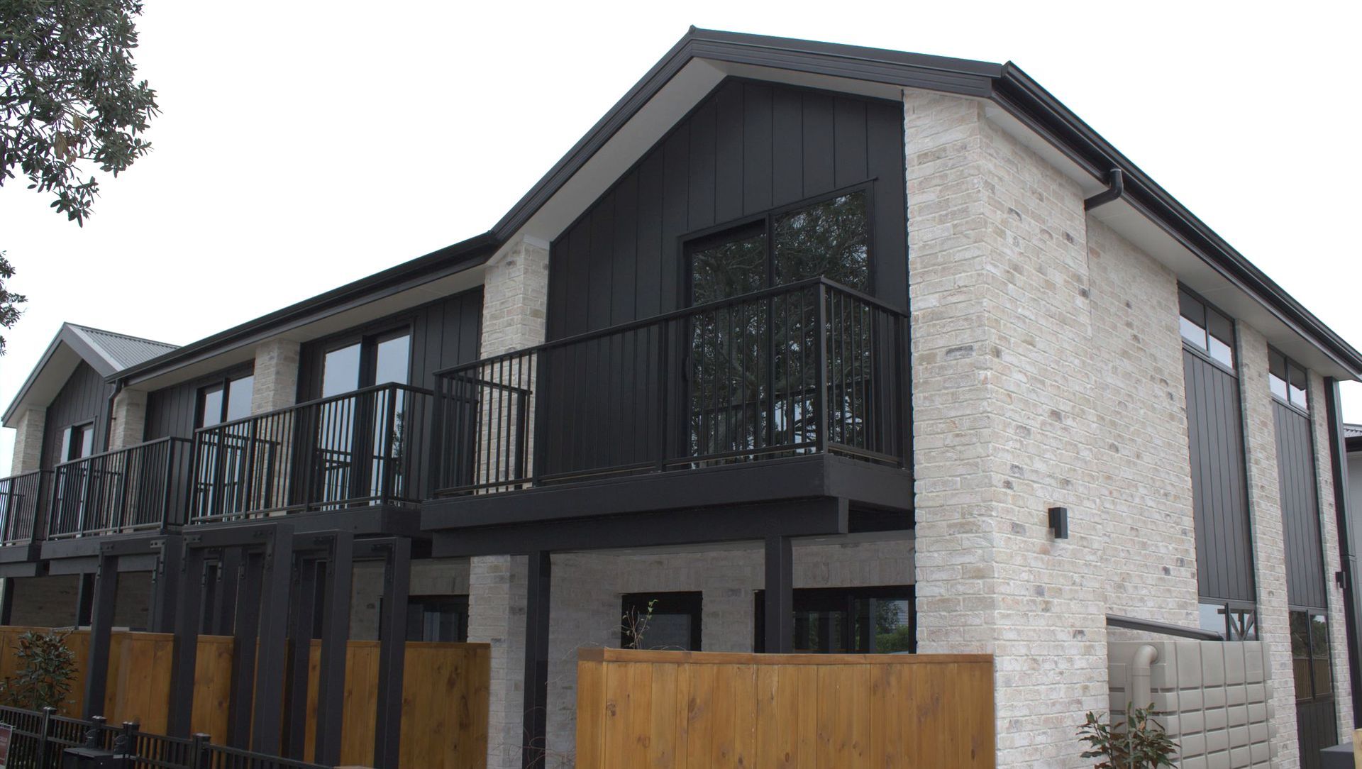 Townhouse Development By Williams Corporation In Tirimoana Road, Te Atatu South banner