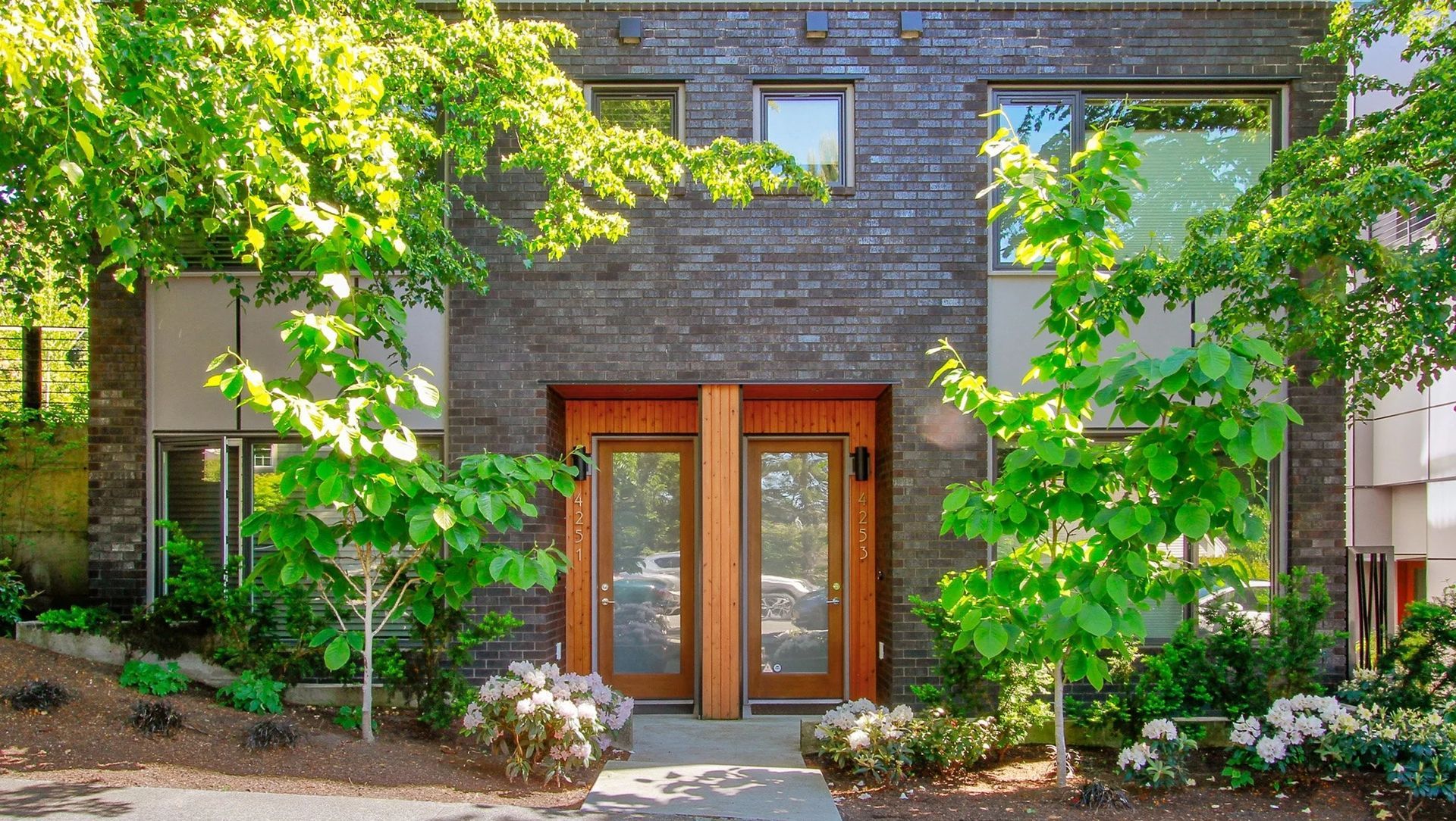 Rally Townhomes banner