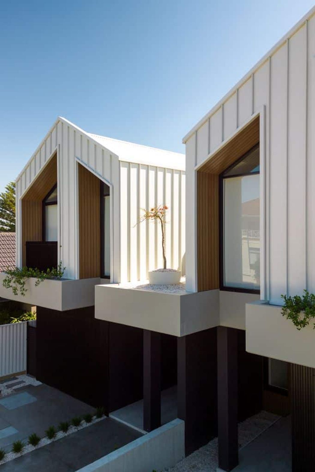 Snap-Line45-Colorbond-Surfmist-Architectural-Panels.jpg