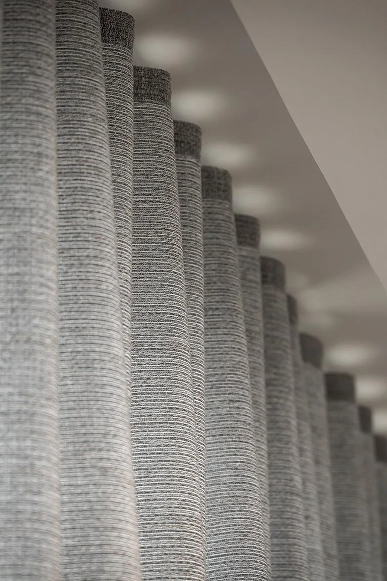 imgi6lobby-lounge-det5.jpg