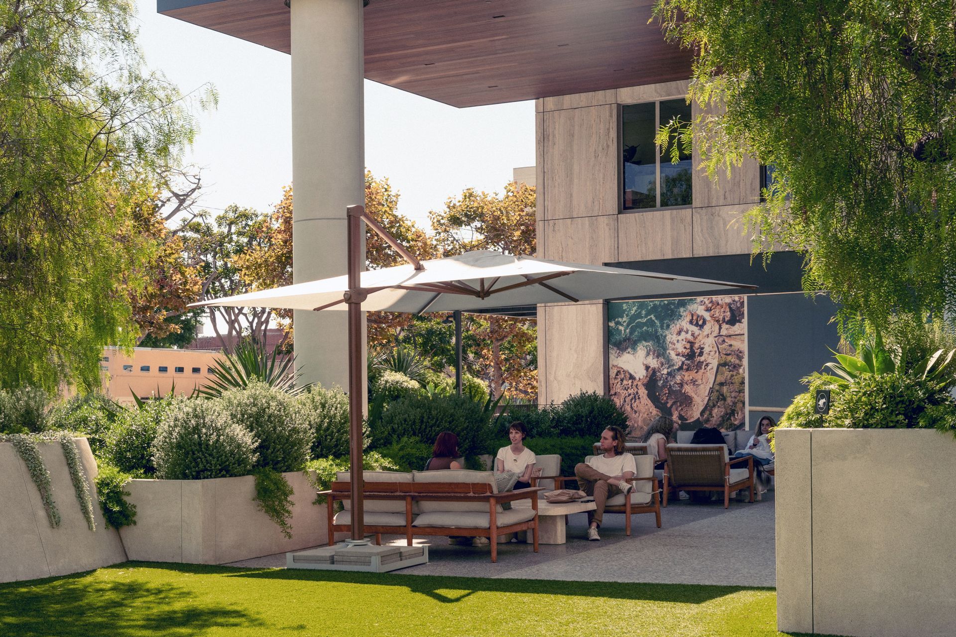 1013TheLawn-18auto-color-14-ap-compressed.jpg