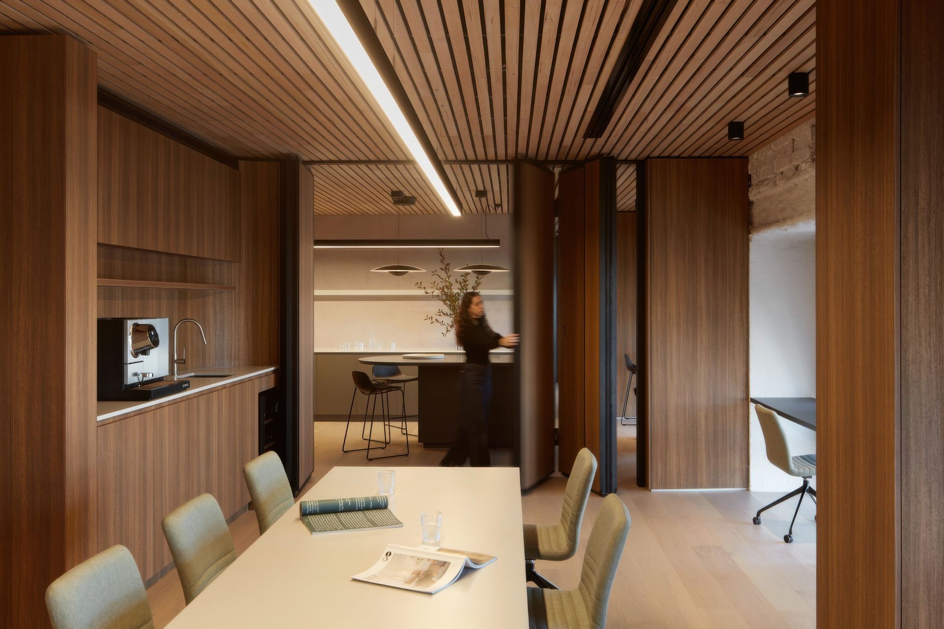 20220524Corke-Studio180-Flinders13164-2-gigapixel-standard-v2-2x.jpeg