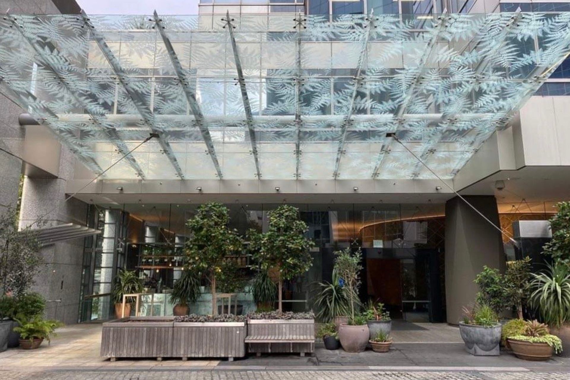 Vero Centre Reglaze
