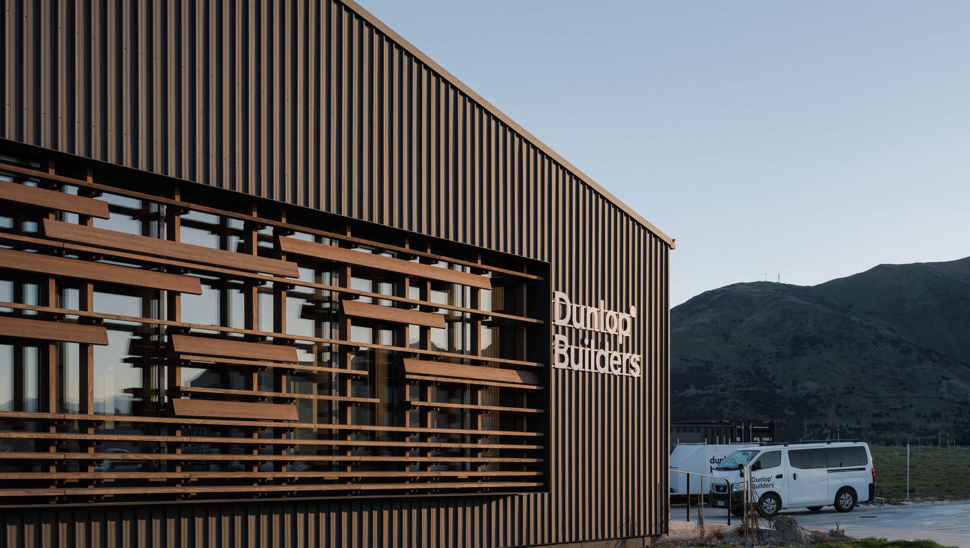 Dunlop Hub
