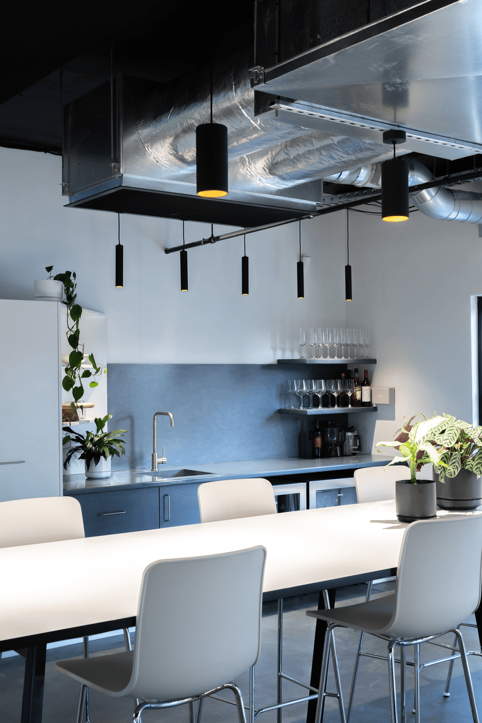 Photography: Andrew Purvis &amp; Unios Lighting