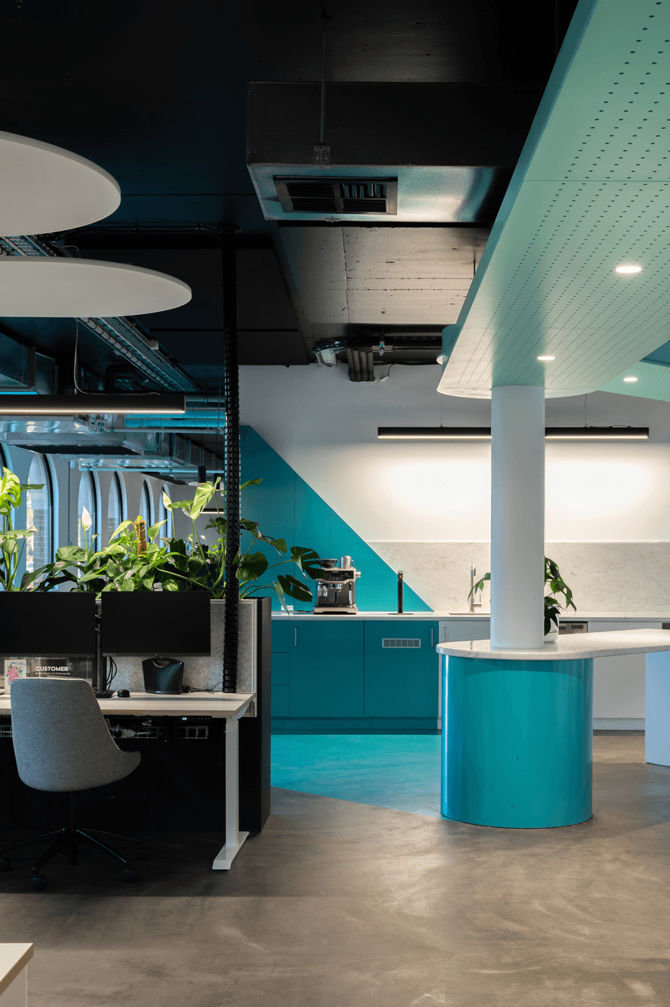Photography: Andrew Purvis &amp; Unios Lighting